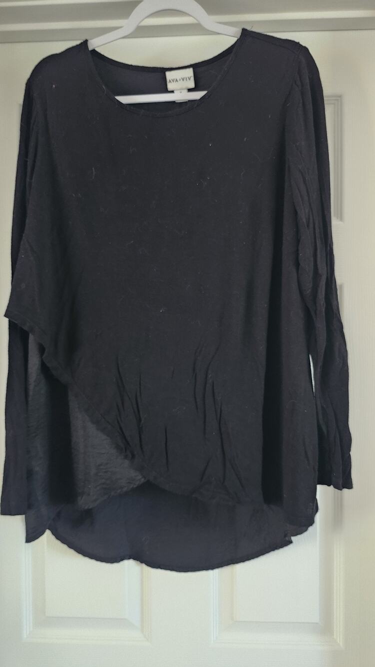 Ava & Viv Black Long Sleeve Asymmetrical Tulip Hem Top Plus Size 1X #337